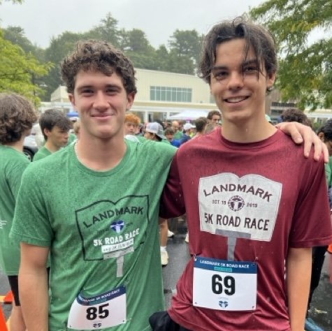 5K runners at Landmark Homecoming